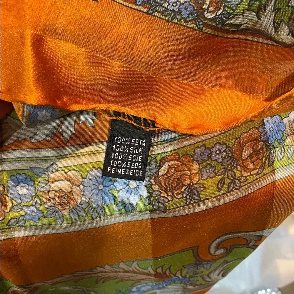 Vibrant Orange & Green Medallion Silk Scarf 34 x 34 inch NWOTs 100% Silk